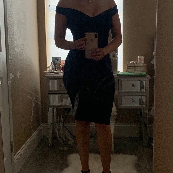 Lulus off the shoulder dress - Picture 7 of 7